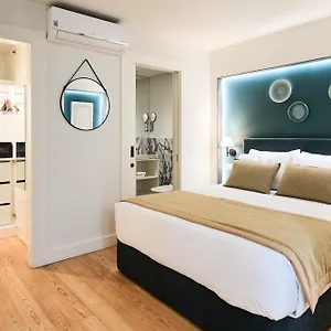 Ando Living - Sao Nicolau House , Lisbon Portugal
